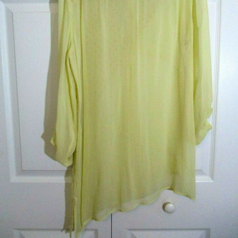 Chico's Asymmetric Tunic Blouse sz Small Creamy Yellow Embroidered Chiffon - Picture 9 of 11
